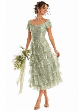 Montage by Mon Cheri Size 6 100% Silk Vintage Sage Beaded Tiered Formal Dress